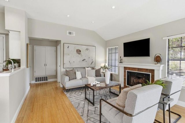 1644 Vista Del Sol, San Mateo, CA 94404