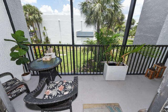 1605 S US HIGHWAY 1 205V1, Jupiter, FL 33477