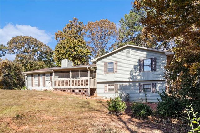 191 Hearthstone S Drive, Newnan, GA 30263