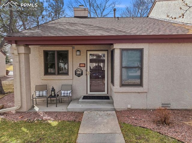 510 Autumn Crest Circle A, Colorado Springs, CO 80919