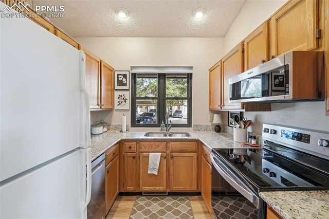 510 Autumn Crest Circle A, Colorado Springs, CO 80919