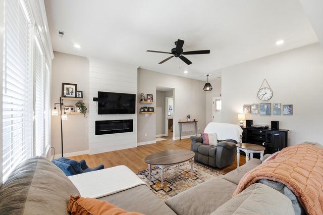 3505 HONEY SHOAL DR, Columbia, MO 65202