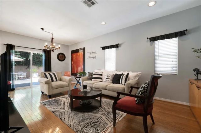 17333 San Jose Street 102, Granada Hills, CA 91344