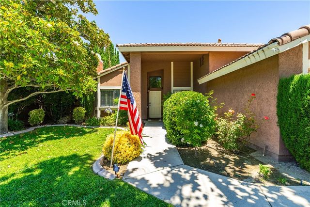 3137 W Avenue J6, Lancaster, CA 93536