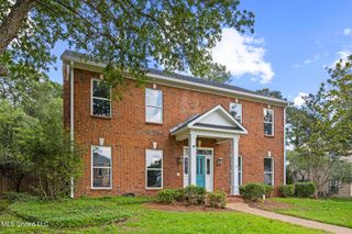 1034 Northpointe Drive, Jackson, MS 39211