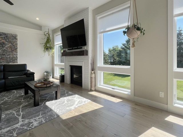 6624 Covered Bridge Trail, Sun Prairie, WI 53590