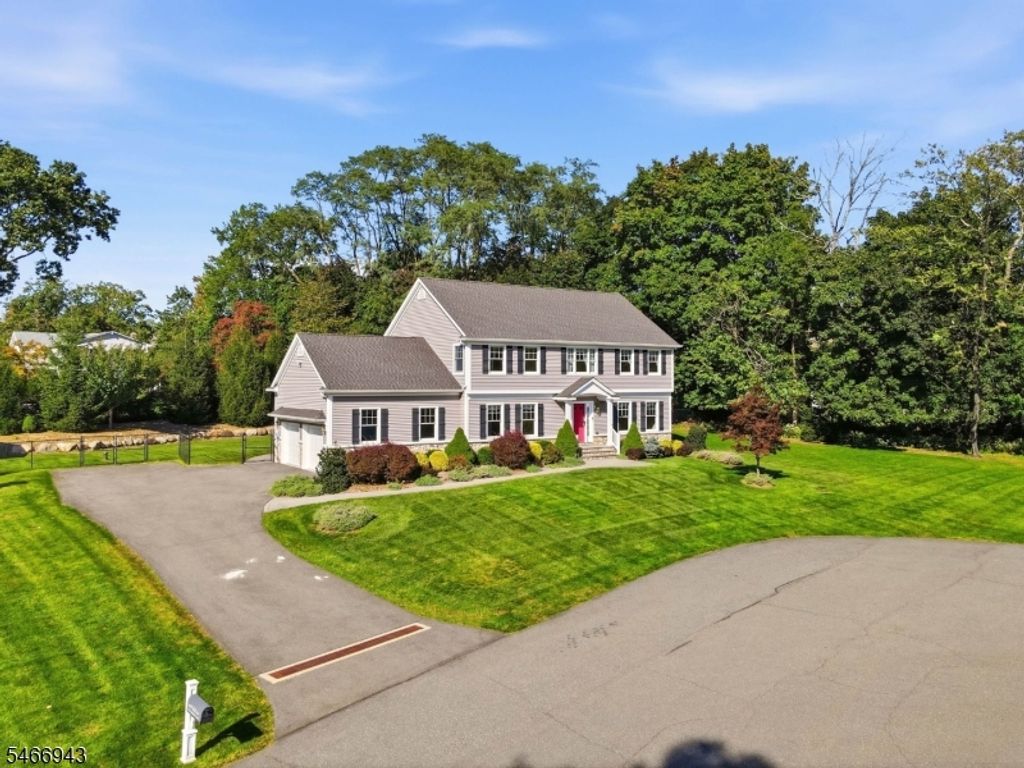 31 Graham Ave, North Haledon Boro, NJ 07508 — photo 2