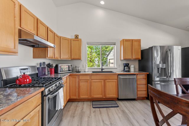 8178 N Coolin DR, Hayden, ID 83835