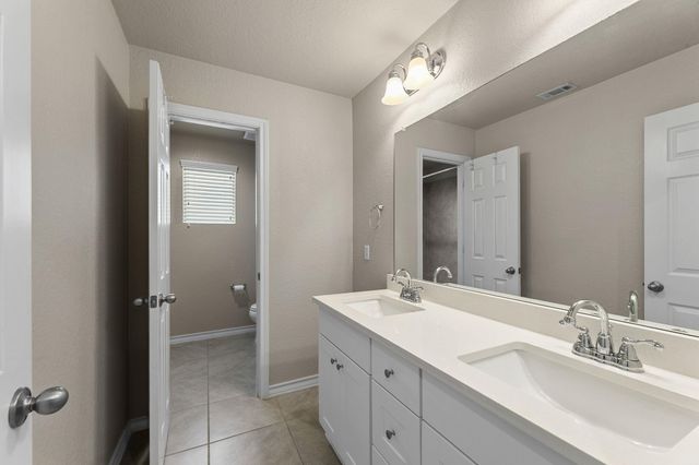 10900 Mickelson DR, Austin, TX 78747