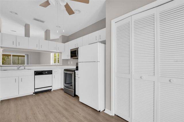 11531 SHIPWATCH DRIVE 1037, Largo, FL 33774