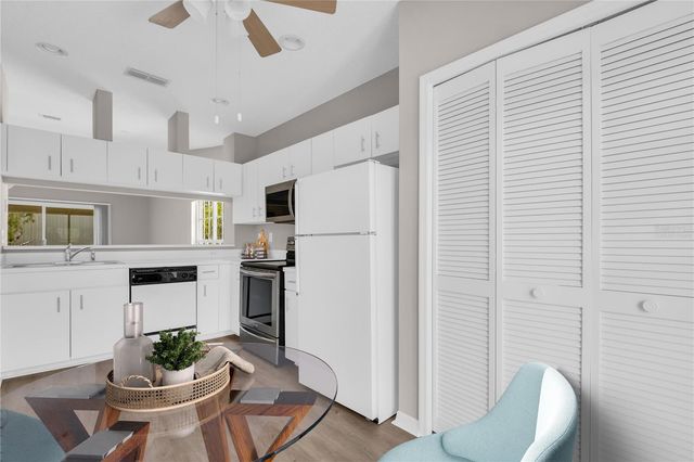 11531 SHIPWATCH DRIVE 1037, Largo, FL 33774