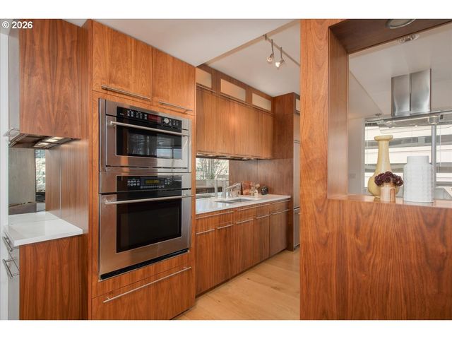 1500 Sw 5TH Ave 601, Portland, OR 97201