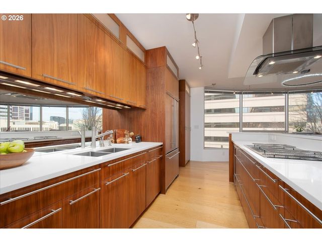1500 Sw 5TH Ave 601, Portland, OR 97201