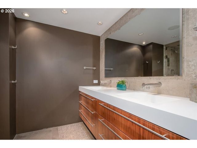 1500 Sw 5TH Ave 601, Portland, OR 97201