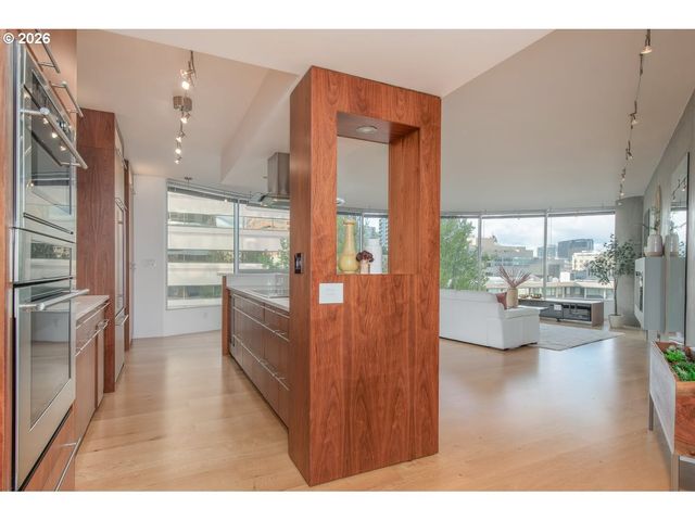 1500 Sw 5TH Ave 601, Portland, OR 97201