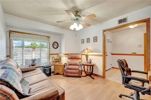 850 E Oak Hill, Ontario, CA 91761