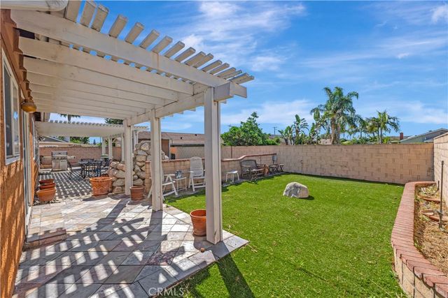 850 E Oak Hill, Ontario, CA 91761