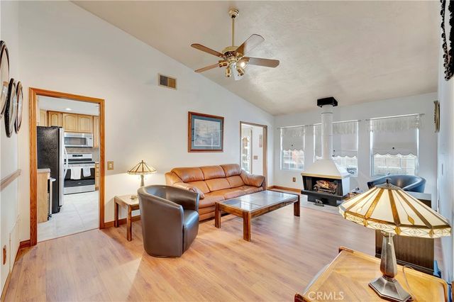 850 E Oak Hill, Ontario, CA 91761