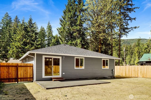 6360 Blackfoot Place, Maple Falls, WA 98266