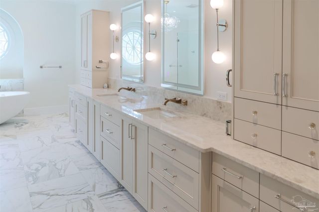 509 Dracena Way, Gulf Breeze, FL 32561