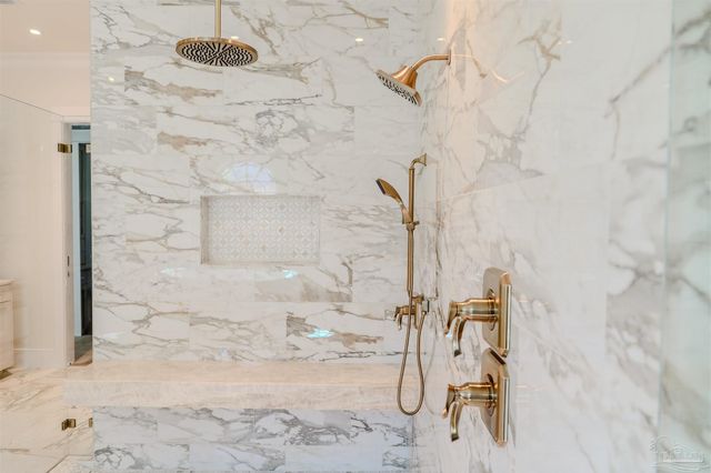 509 Dracena Way, Gulf Breeze, FL 32561