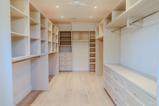 509 Dracena Way, Gulf Breeze, FL 32561