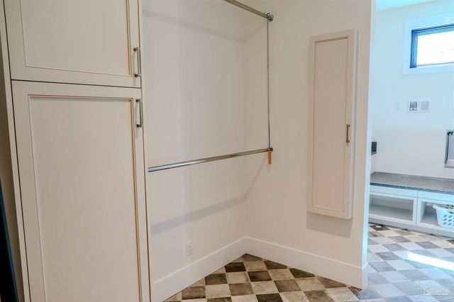 509 Dracena Way, Gulf Breeze, FL 32561