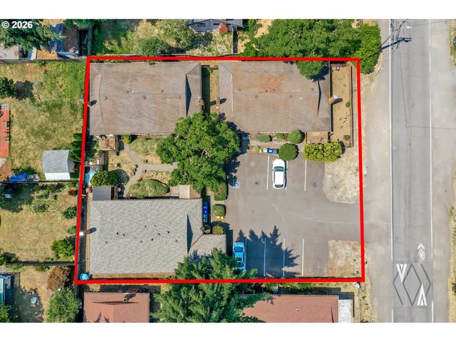 8924 Se ELLIS St, Portland, OR 97266