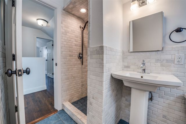 2919 Lovers Lane, University Park, TX 75225