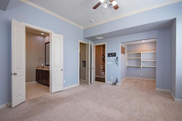 9948 Woodwind Lane N, Houston, TX 77025