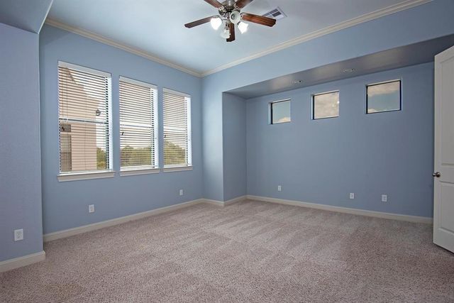 9948 Woodwind Lane N, Houston, TX 77025