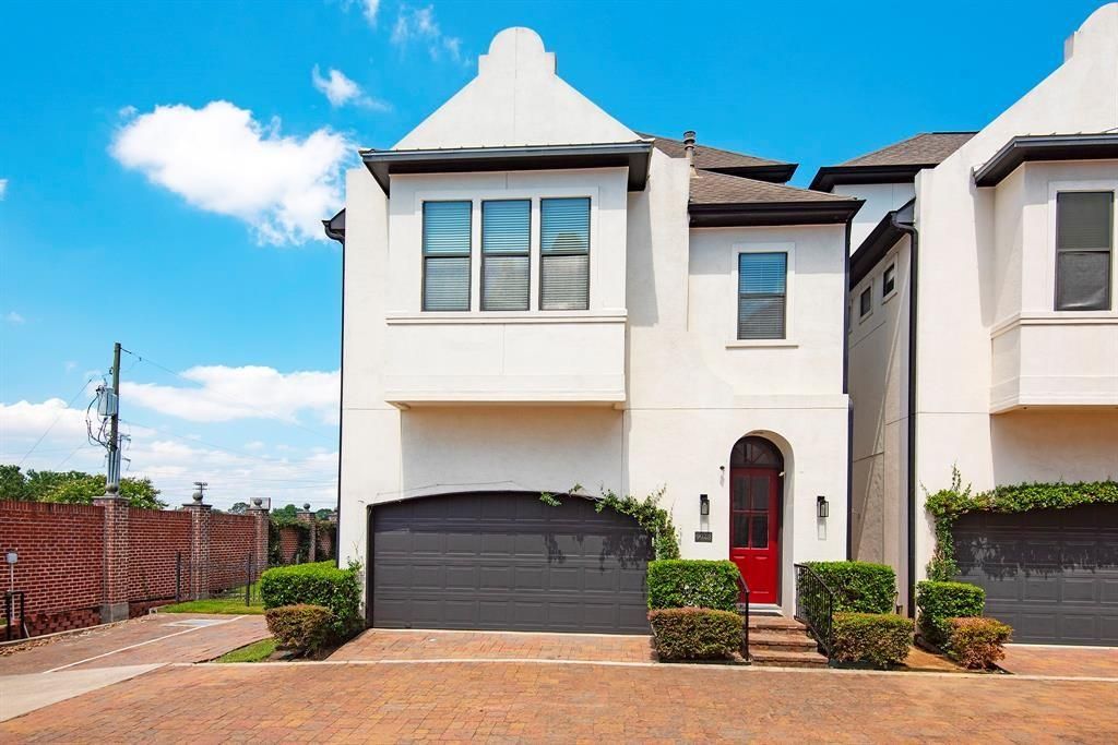 9948 Woodwind Lane N, Houston, TX 77025