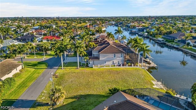 5423 SW 17th AVE, Cape Coral, FL 33914