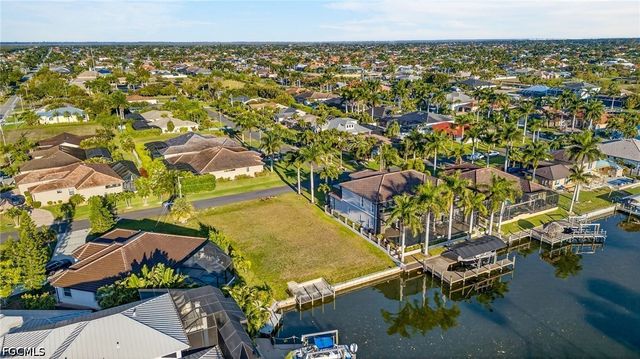 5423 SW 17th AVE, Cape Coral, FL 33914