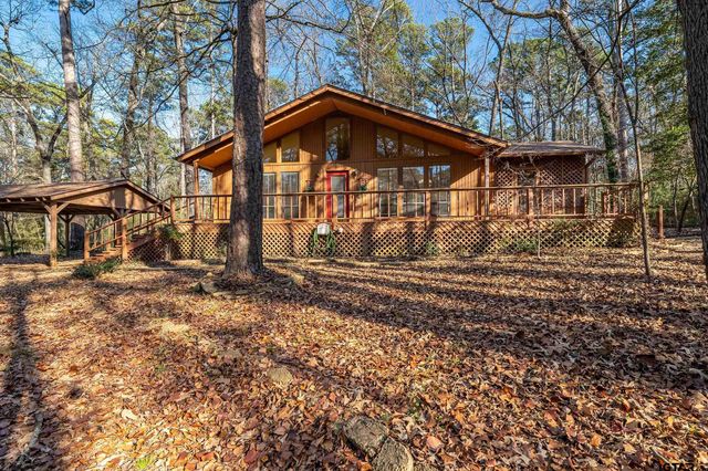 945 Valleywood Trail, Holly Lake Ranch, TX 75765