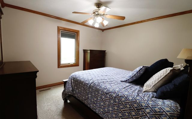 1713 Ottawa Rd, Salina, KS 67401