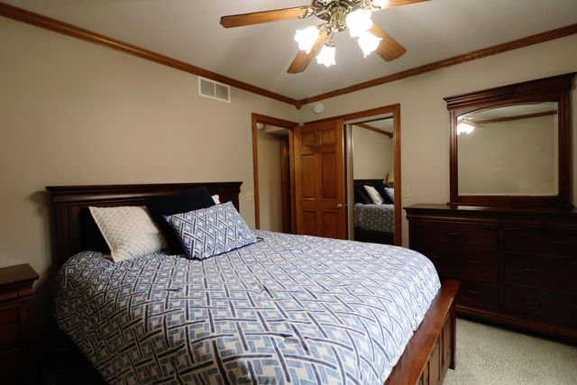1713 Ottawa Rd, Salina, KS 67401