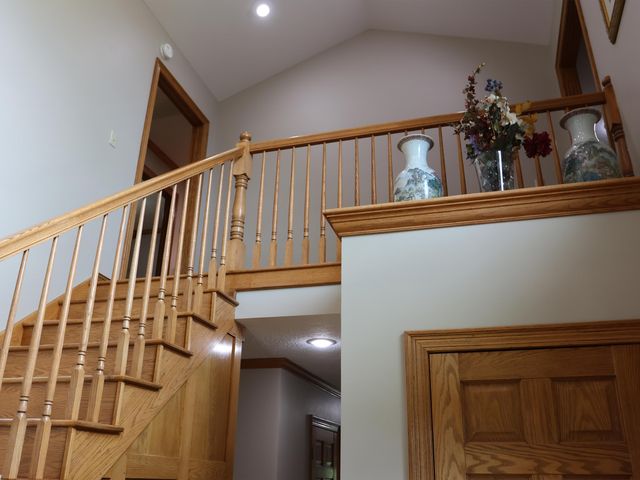 1713 Ottawa Rd, Salina, KS 67401