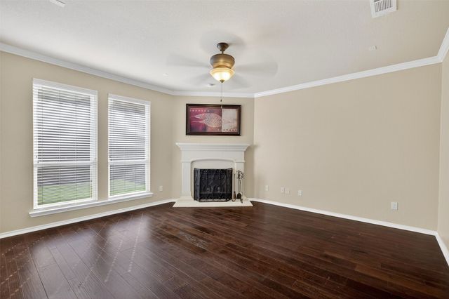 4536 Fern Valley Drive, Fort Worth, TX 76244