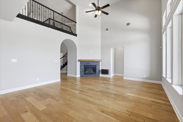 1713 Roundtree Circle E, Fort Worth, TX 76008