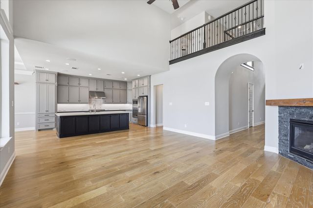 1713 Roundtree Circle E, Fort Worth, TX 76008