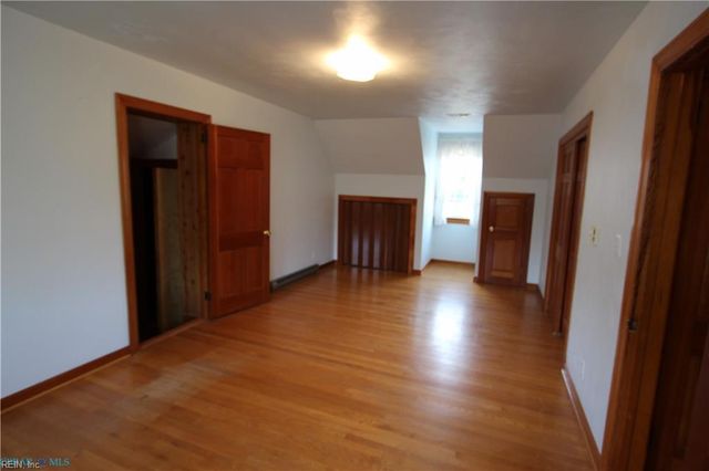 364 Millers LN, Susan, VA 23163