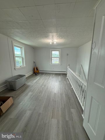 349-351 NEW CASTLE ST, Minersville, PA 17954