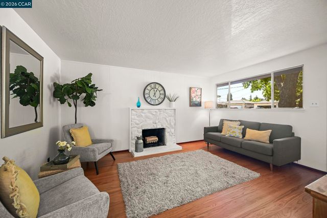 918 Ventura Ave, Livermore, CA 94551