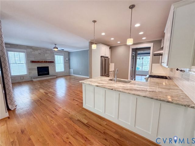 3224 Barkham Dr, Midlothian, VA 23112