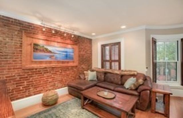 32 Rutland Sq 3, Boston, MA 02118