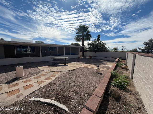 2022 S Faye Place, Tucson, AZ 85748