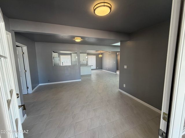 2022 S Faye Place, Tucson, AZ 85748