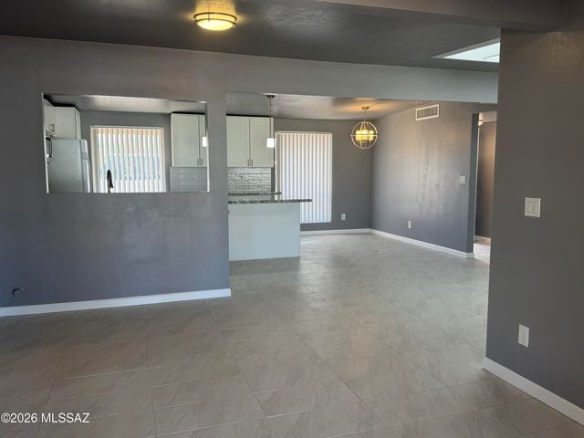 2022 S Faye Place, Tucson, AZ 85748