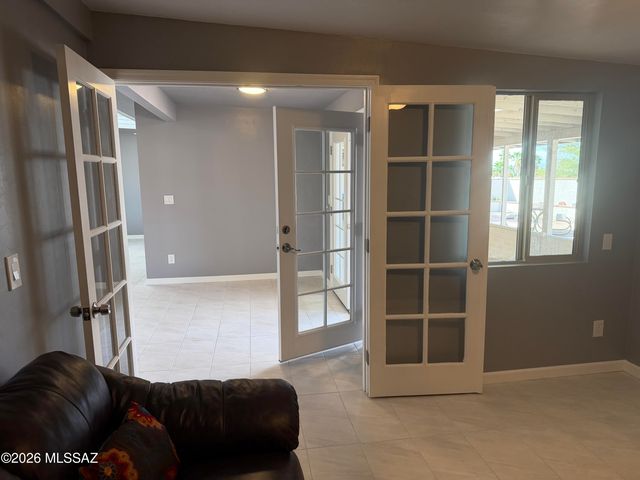 2022 S Faye Place, Tucson, AZ 85748